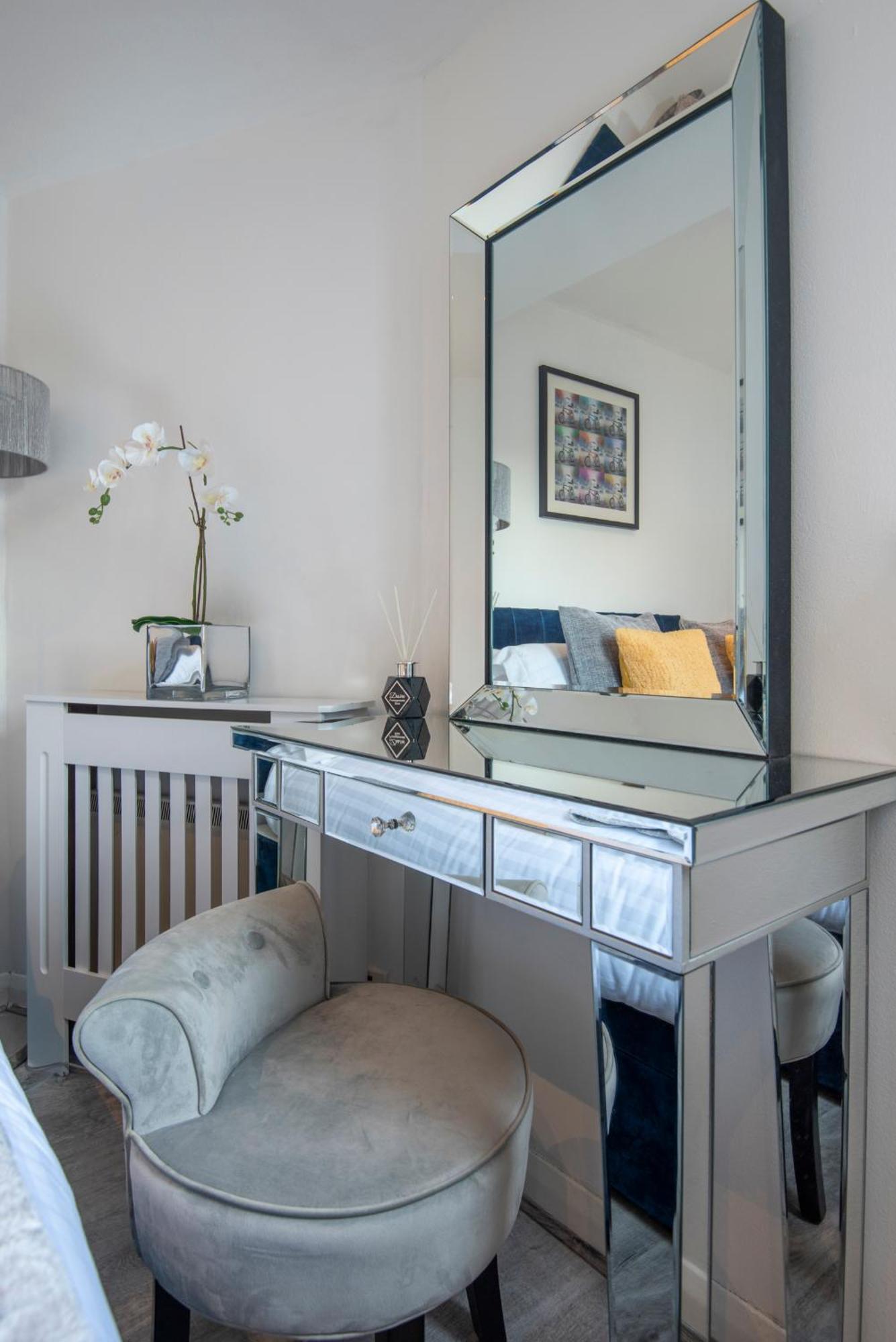 Appartement 2 Bed Town House With Garden In Hackney, Londres Extérieur photo