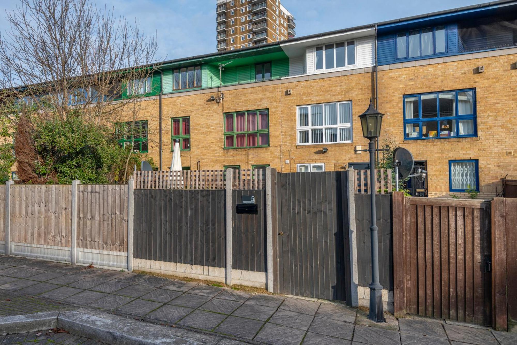 Appartement 2 Bed Town House With Garden In Hackney, Londres Extérieur photo