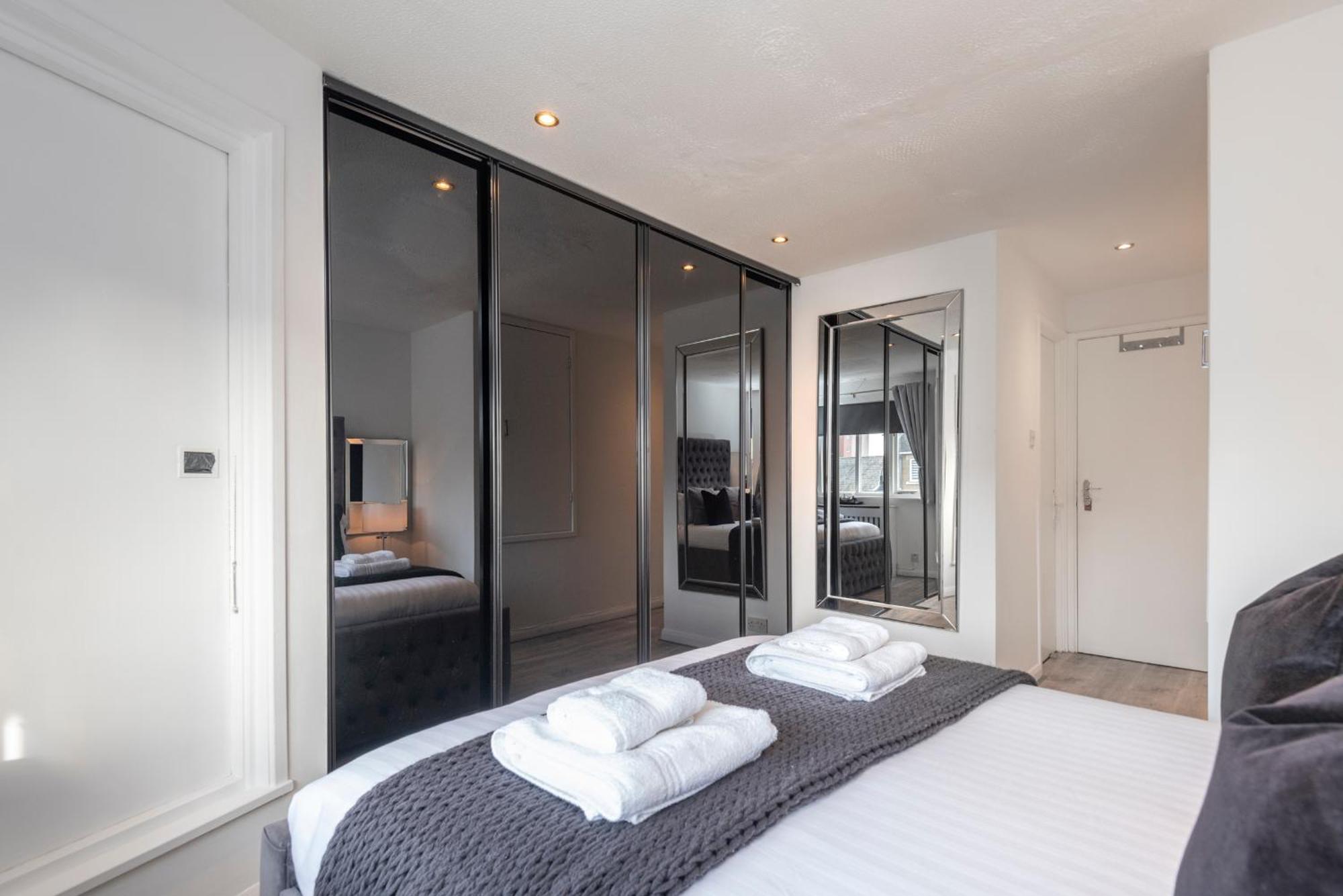 Appartement 2 Bed Town House With Garden In Hackney, Londres Extérieur photo