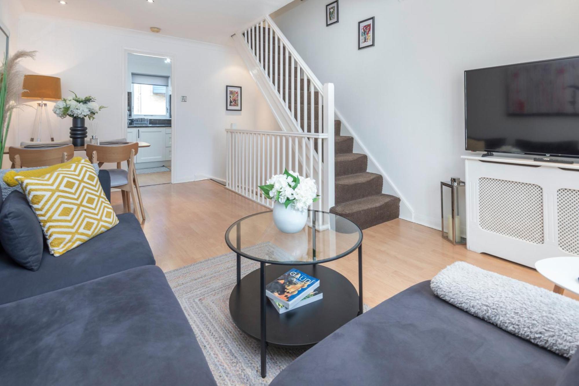 Appartement 2 Bed Town House With Garden In Hackney, Londres Extérieur photo