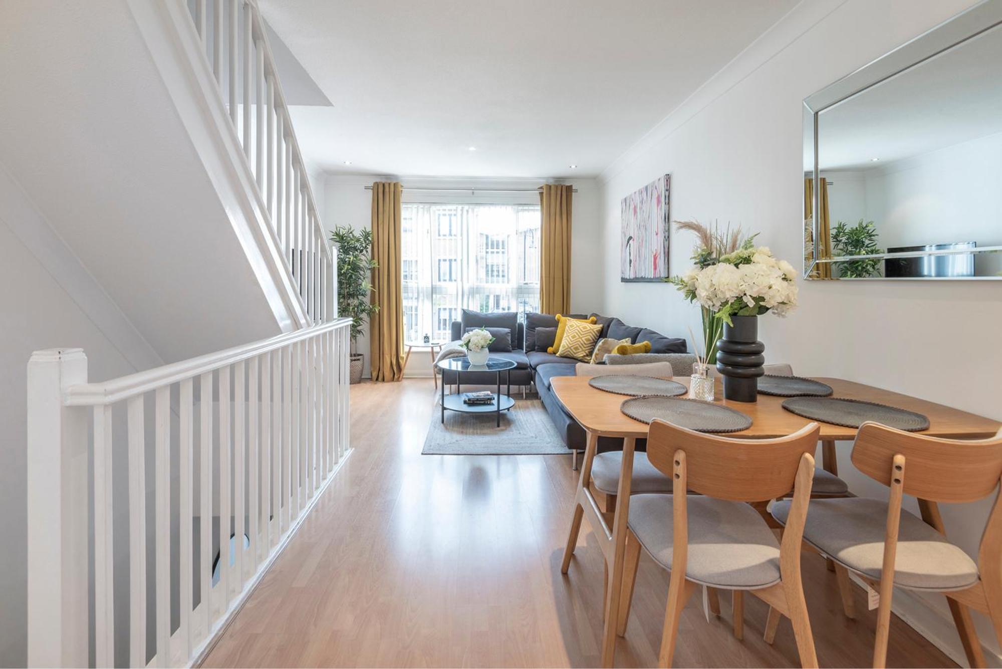 Appartement 2 Bed Town House With Garden In Hackney, Londres Extérieur photo