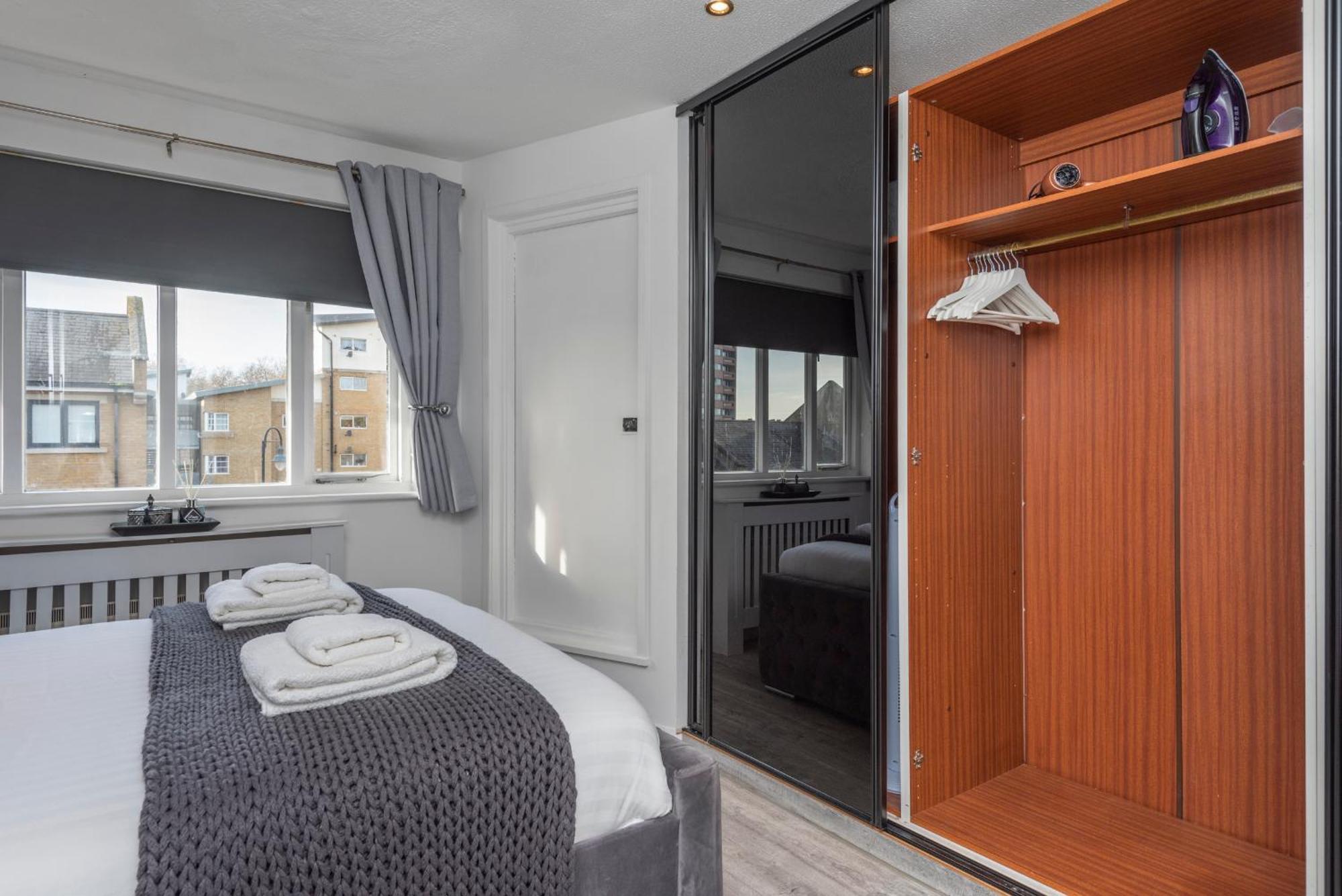 Appartement 2 Bed Town House With Garden In Hackney, Londres Extérieur photo