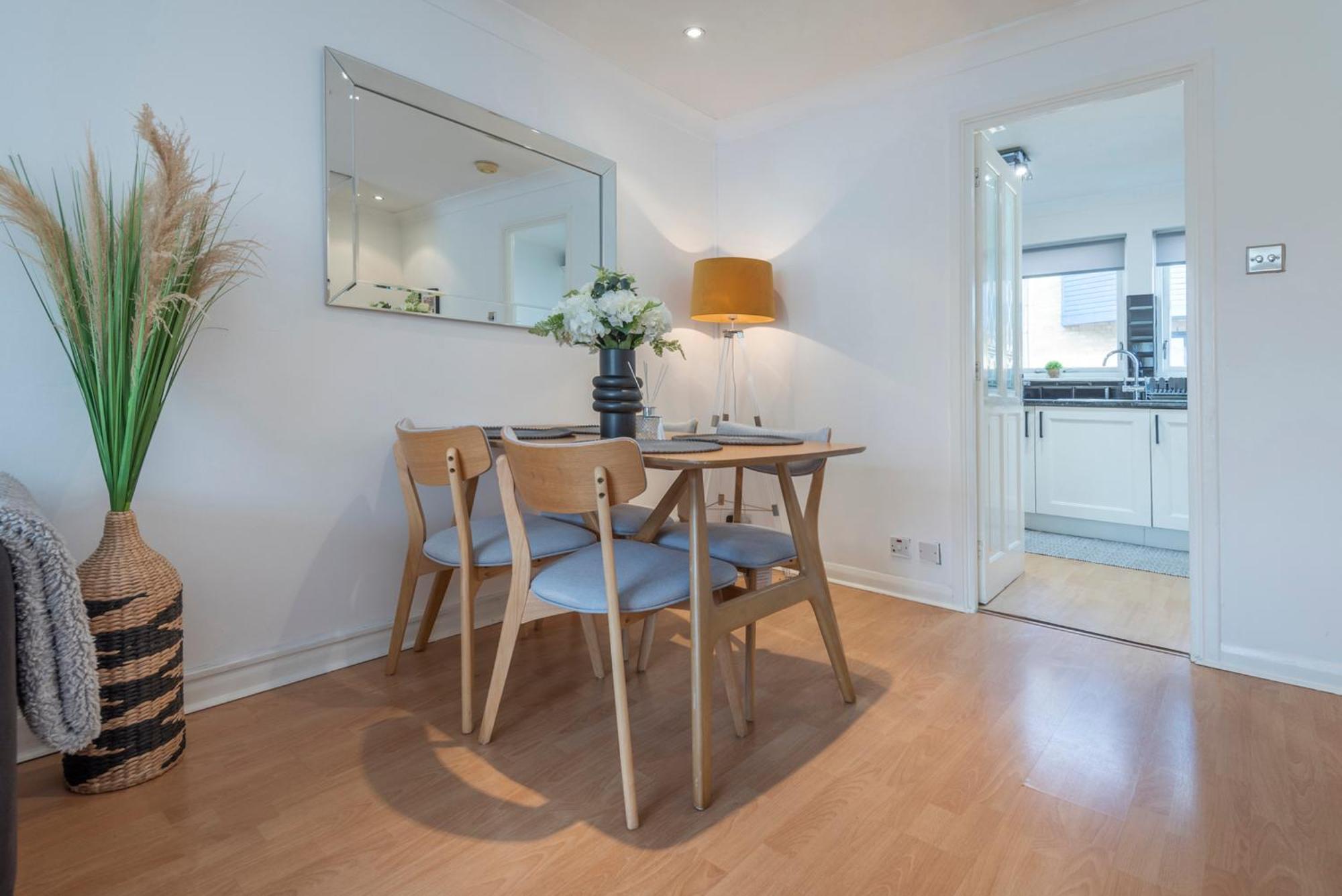 Appartement 2 Bed Town House With Garden In Hackney, Londres Extérieur photo