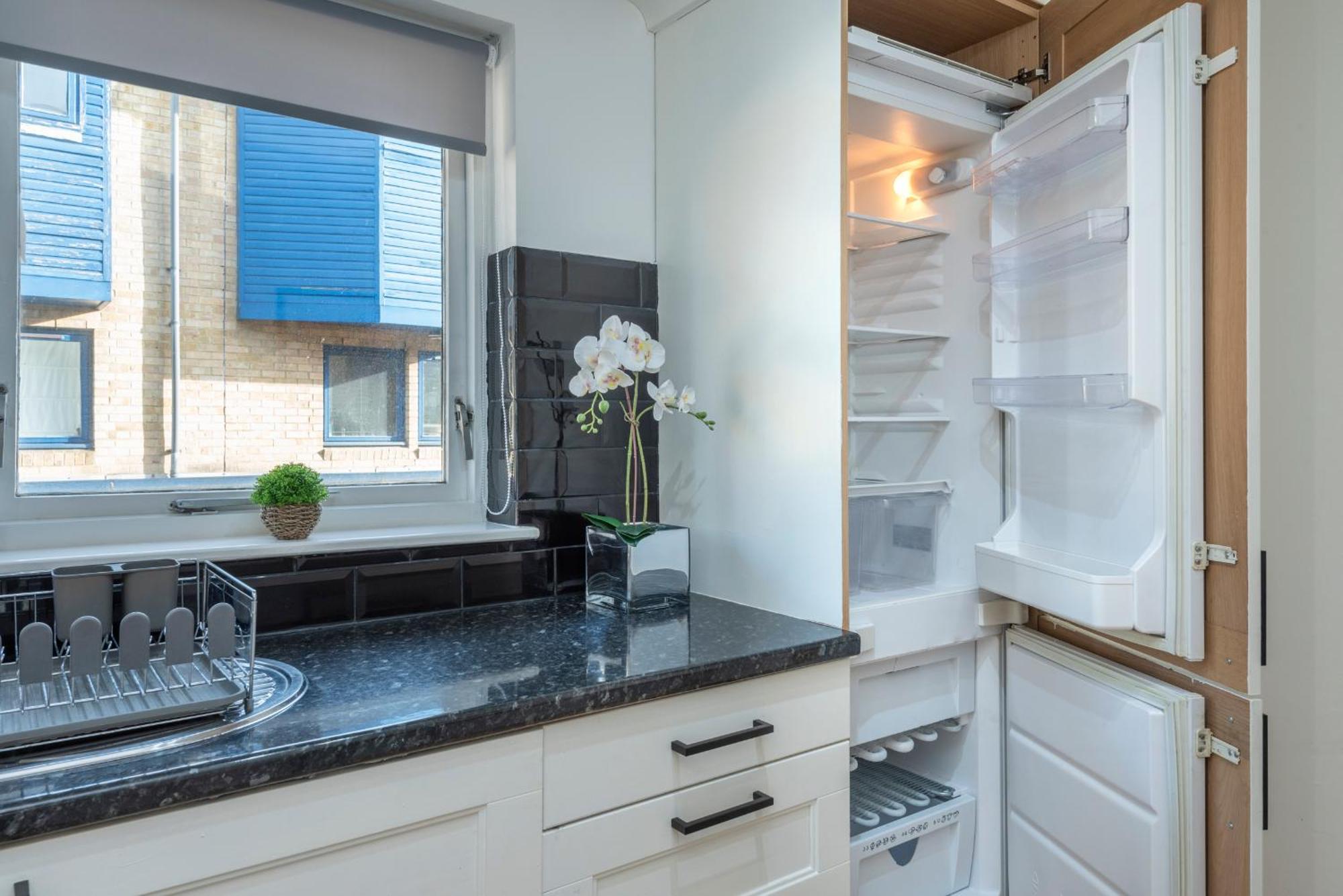 Appartement 2 Bed Town House With Garden In Hackney, Londres Extérieur photo